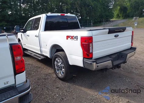 2020 Ford F-250 Lariat z USA, uszkodzony, nr VIN 1FT7W2BT6LED19846
